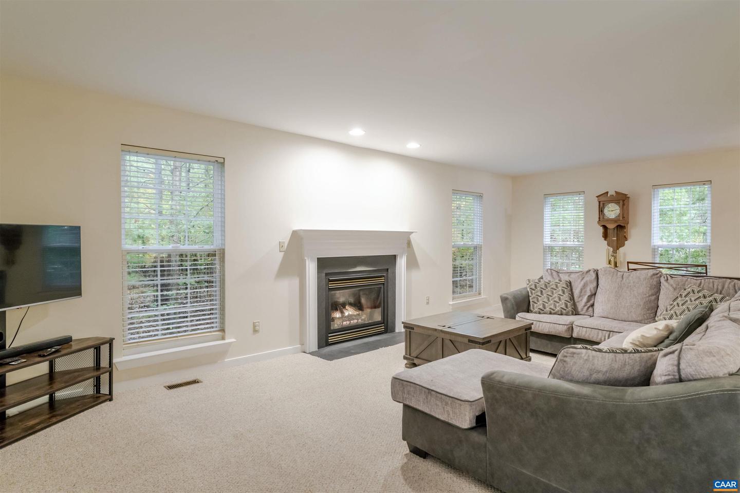 240 OAKMONT DR, GORDONSVILLE, Virginia 22942, 4 Bedrooms Bedrooms, ,2 BathroomsBathrooms,Residential,For sale,240 OAKMONT DR,670175 MLS # 670175