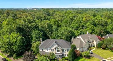 12028 WALNUT BRANCH RD, RESTON, Virginia 20194, 5 Bedrooms Bedrooms, ,5 BathroomsBathrooms,Residential,For sale,12028 WALNUT BRANCH RD,VAFX2275188 MLS # VAFX2275188
