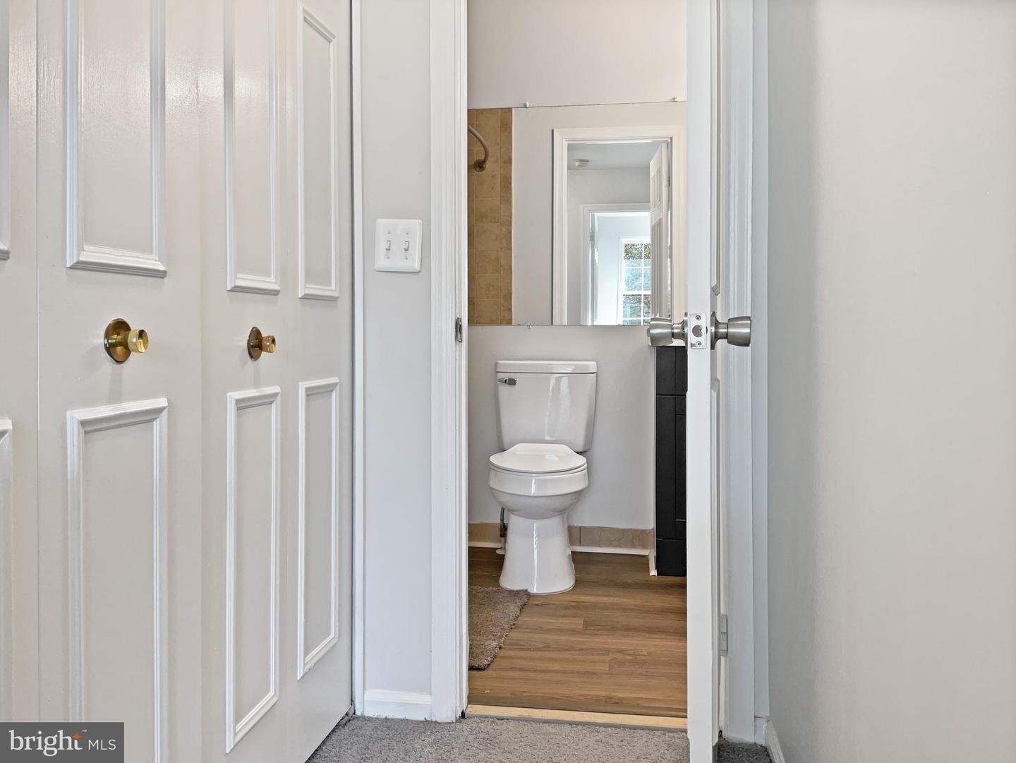 3252 TAYLOE CT, HERNDON, Virginia 20171, 3 Bedrooms Bedrooms, ,2 BathroomsBathrooms,Residential,For sale,3252 TAYLOE CT,VAFX2242206 MLS # VAFX2242206