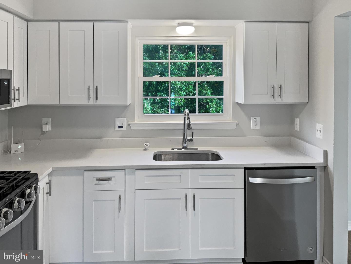 3252 TAYLOE CT, HERNDON, Virginia 20171, 3 Bedrooms Bedrooms, ,2 BathroomsBathrooms,Residential,For sale,3252 TAYLOE CT,VAFX2242206 MLS # VAFX2242206