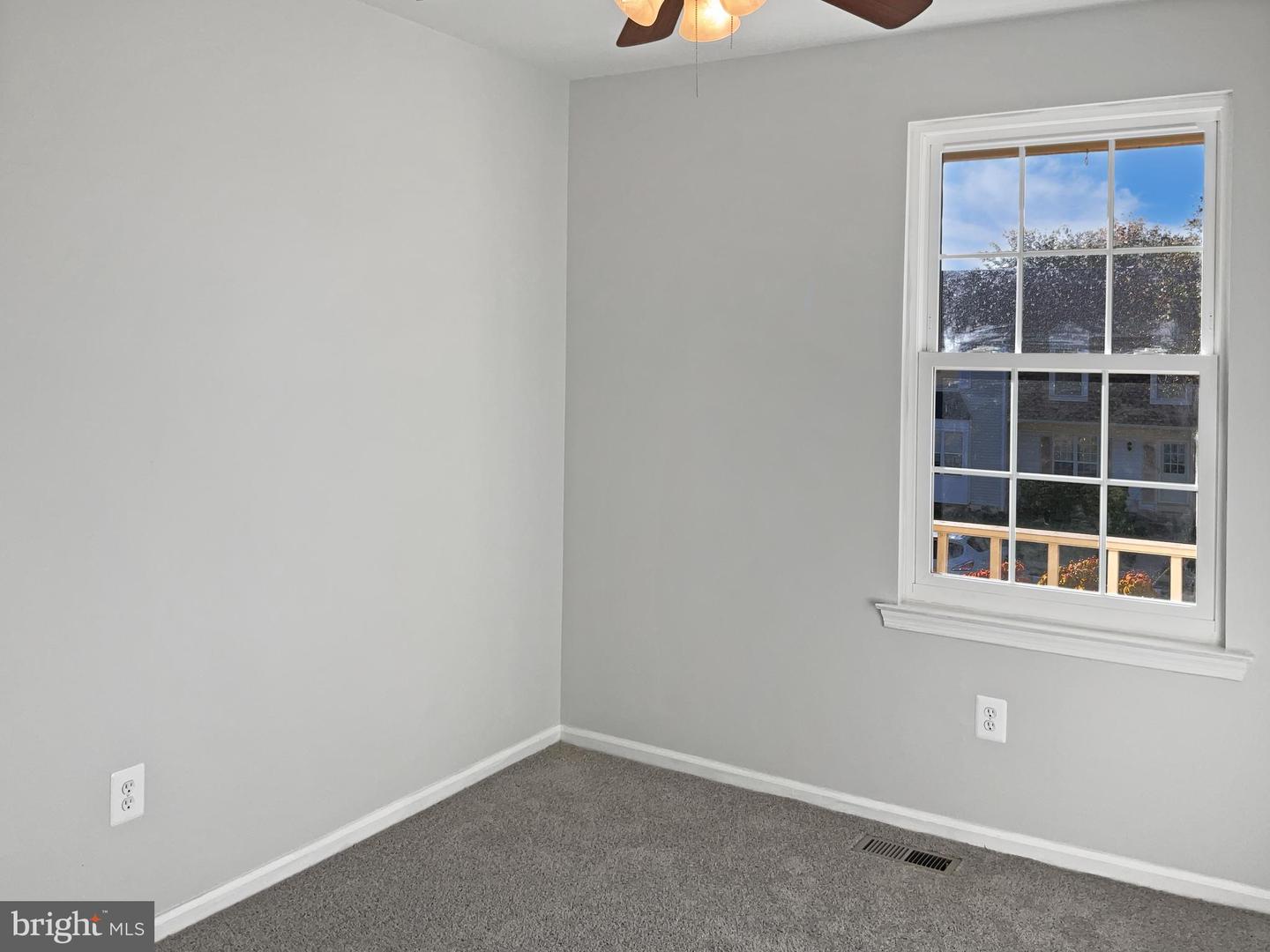 3252 TAYLOE CT, HERNDON, Virginia 20171, 3 Bedrooms Bedrooms, ,2 BathroomsBathrooms,Residential,For sale,3252 TAYLOE CT,VAFX2242206 MLS # VAFX2242206