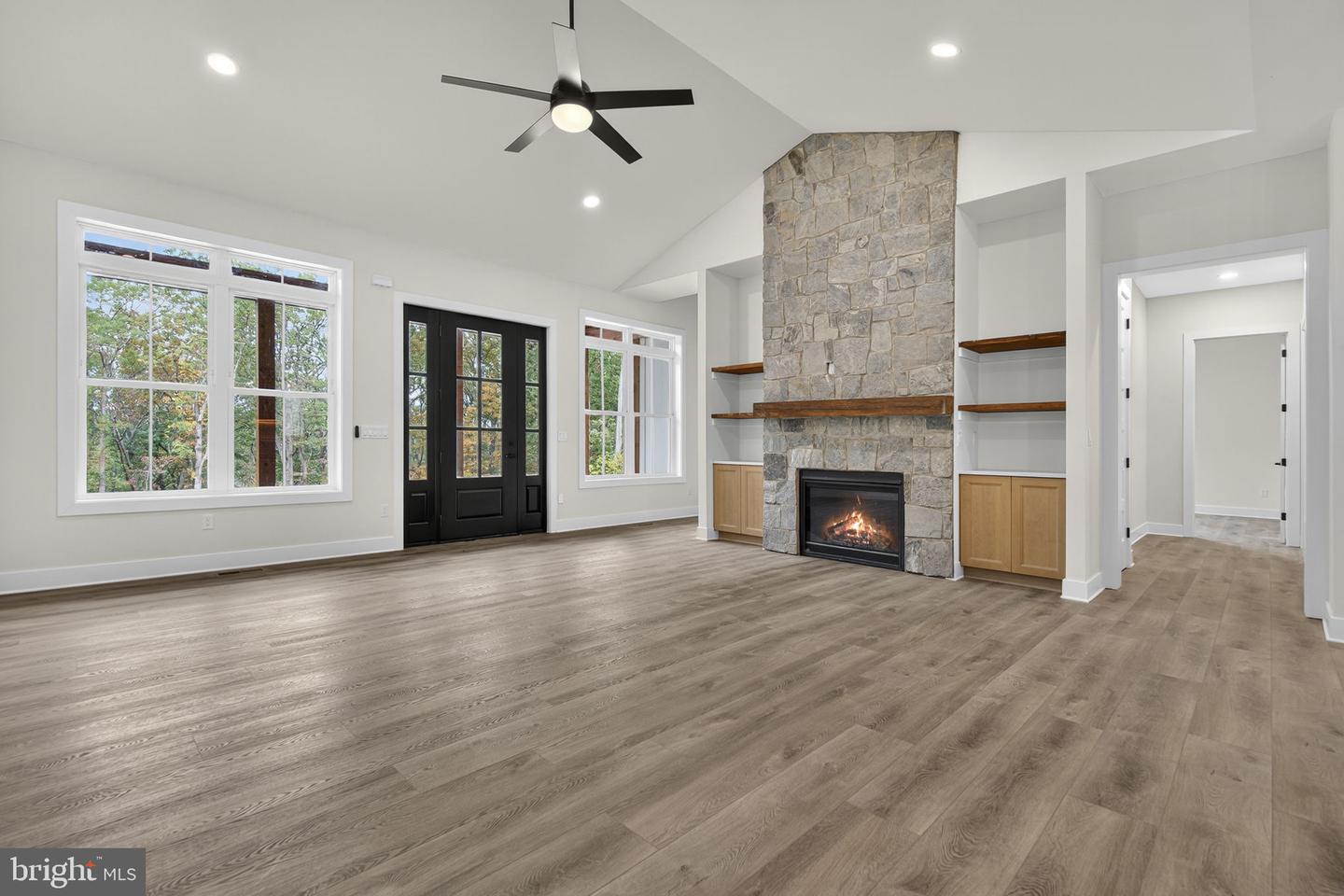5355 HILLSIDE DR, WARRENTON, Virginia 20187, 5 Bedrooms Bedrooms, ,4 BathroomsBathrooms,Residential,For sale,5355 HILLSIDE DR,VAFQ2018198 MLS # VAFQ2018198