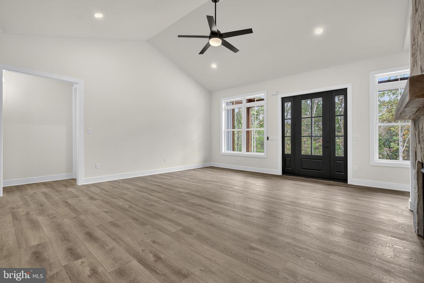 5355 HILLSIDE DR, WARRENTON, Virginia 20187, 5 Bedrooms Bedrooms, ,4 BathroomsBathrooms,Residential,For sale,5355 HILLSIDE DR,VAFQ2018198 MLS # VAFQ2018198