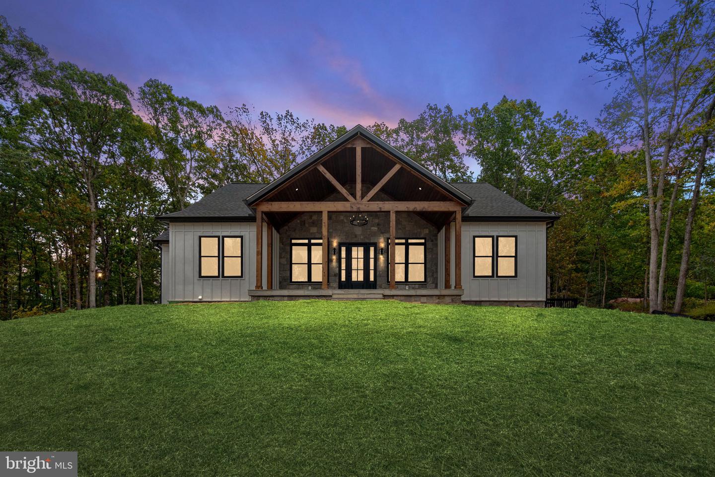 5355 HILLSIDE DR, WARRENTON, Virginia 20187, 5 Bedrooms Bedrooms, ,4 BathroomsBathrooms,Residential,For sale,5355 HILLSIDE DR,VAFQ2018198 MLS # VAFQ2018198
