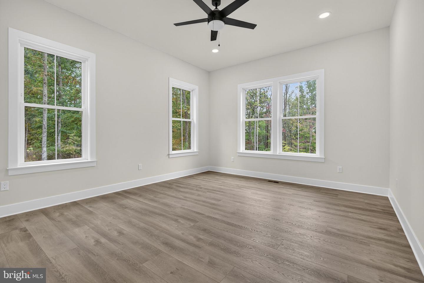 5355 HILLSIDE DR, WARRENTON, Virginia 20187, 5 Bedrooms Bedrooms, ,4 BathroomsBathrooms,Residential,For sale,5355 HILLSIDE DR,VAFQ2018198 MLS # VAFQ2018198