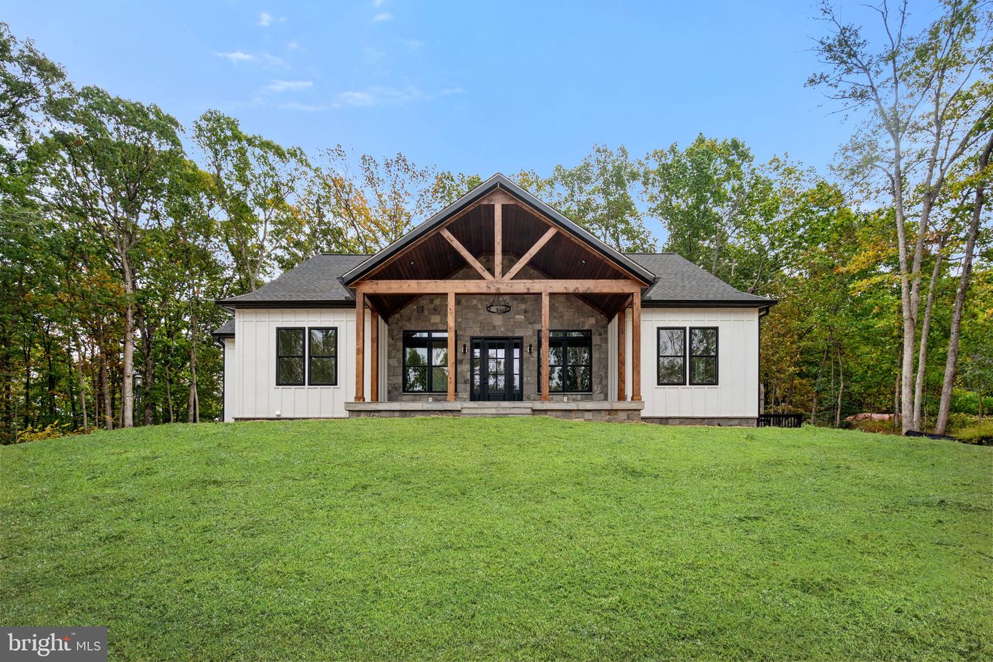 5355 HILLSIDE DR, WARRENTON, Virginia 20187, 5 Bedrooms Bedrooms, ,4 BathroomsBathrooms,Residential,For sale,5355 HILLSIDE DR,VAFQ2018198 MLS # VAFQ2018198