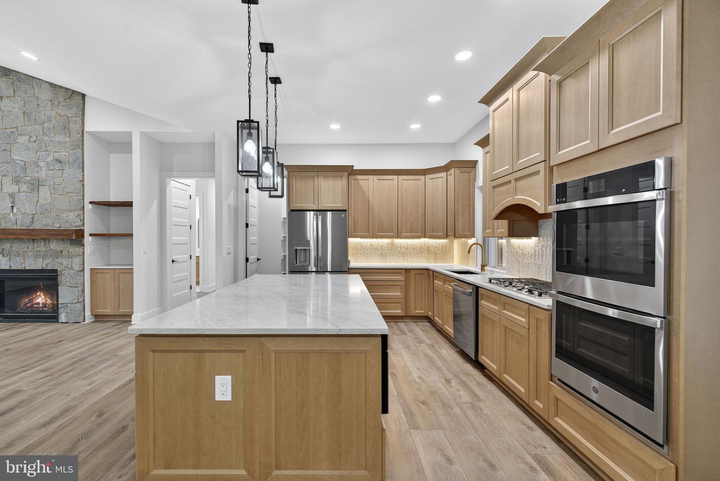 5355 HILLSIDE DR, WARRENTON, Virginia 20187, 5 Bedrooms Bedrooms, ,4 BathroomsBathrooms,Residential,For sale,5355 HILLSIDE DR,VAFQ2018198 MLS # VAFQ2018198
