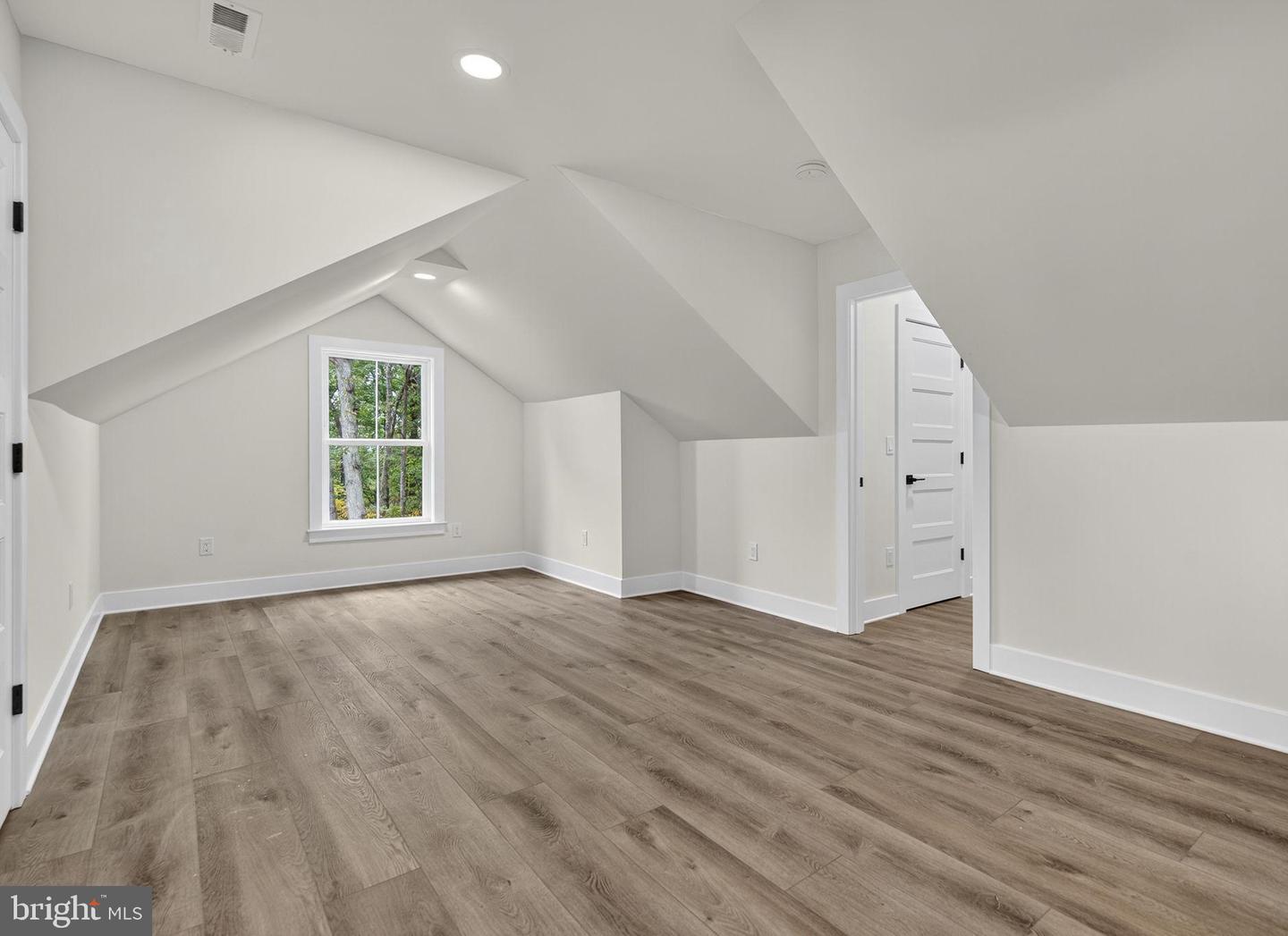 5355 HILLSIDE DR, WARRENTON, Virginia 20187, 5 Bedrooms Bedrooms, ,4 BathroomsBathrooms,Residential,For sale,5355 HILLSIDE DR,VAFQ2018198 MLS # VAFQ2018198