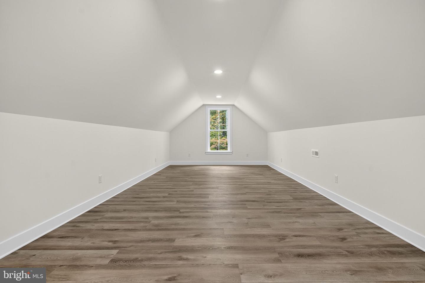 5355 HILLSIDE DR, WARRENTON, Virginia 20187, 5 Bedrooms Bedrooms, ,4 BathroomsBathrooms,Residential,For sale,5355 HILLSIDE DR,VAFQ2018198 MLS # VAFQ2018198