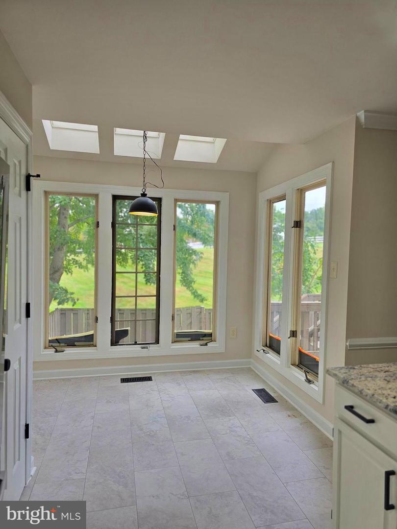 15546 TRAVAILER CT, WOODBRIDGE, Virginia 22193, 4 Bedrooms Bedrooms, 7 Rooms Rooms,2 BathroomsBathrooms,Residential,For sale,15546 TRAVAILER CT,VAPW2103854 MLS # VAPW2103854