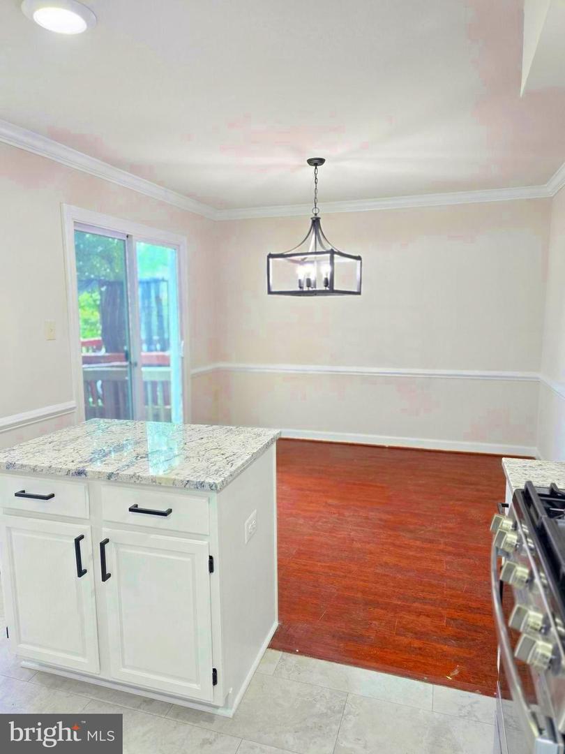 15546 TRAVAILER CT, WOODBRIDGE, Virginia 22193, 4 Bedrooms Bedrooms, 7 Rooms Rooms,2 BathroomsBathrooms,Residential,For sale,15546 TRAVAILER CT,VAPW2103854 MLS # VAPW2103854