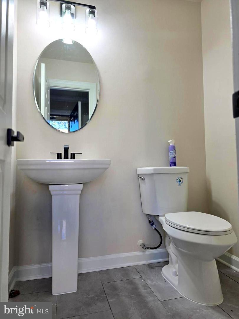 15546 TRAVAILER CT, WOODBRIDGE, Virginia 22193, 4 Bedrooms Bedrooms, 7 Rooms Rooms,2 BathroomsBathrooms,Residential,For sale,15546 TRAVAILER CT,VAPW2103854 MLS # VAPW2103854