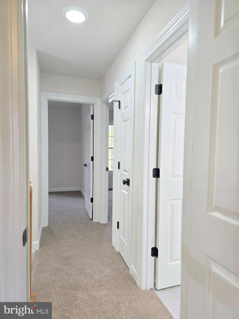 15546 TRAVAILER CT, WOODBRIDGE, Virginia 22193, 4 Bedrooms Bedrooms, 7 Rooms Rooms,2 BathroomsBathrooms,Residential,For sale,15546 TRAVAILER CT,VAPW2103854 MLS # VAPW2103854