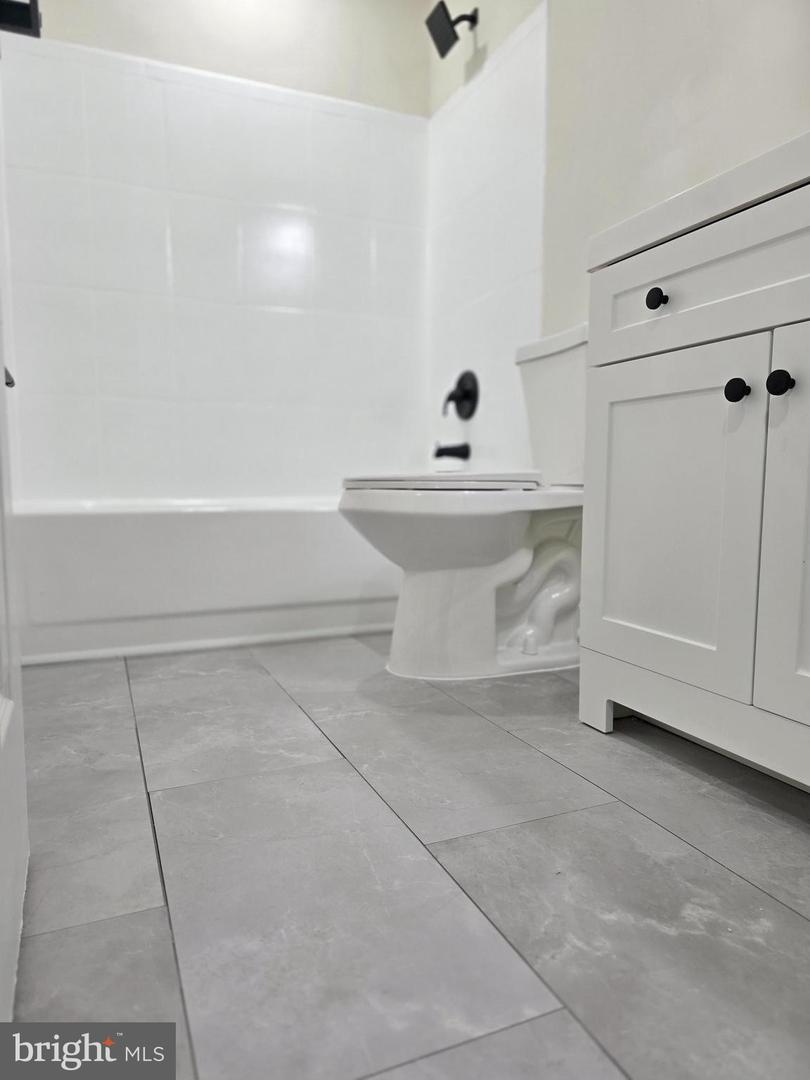 15546 TRAVAILER CT, WOODBRIDGE, Virginia 22193, 4 Bedrooms Bedrooms, 7 Rooms Rooms,2 BathroomsBathrooms,Residential,For sale,15546 TRAVAILER CT,VAPW2103854 MLS # VAPW2103854