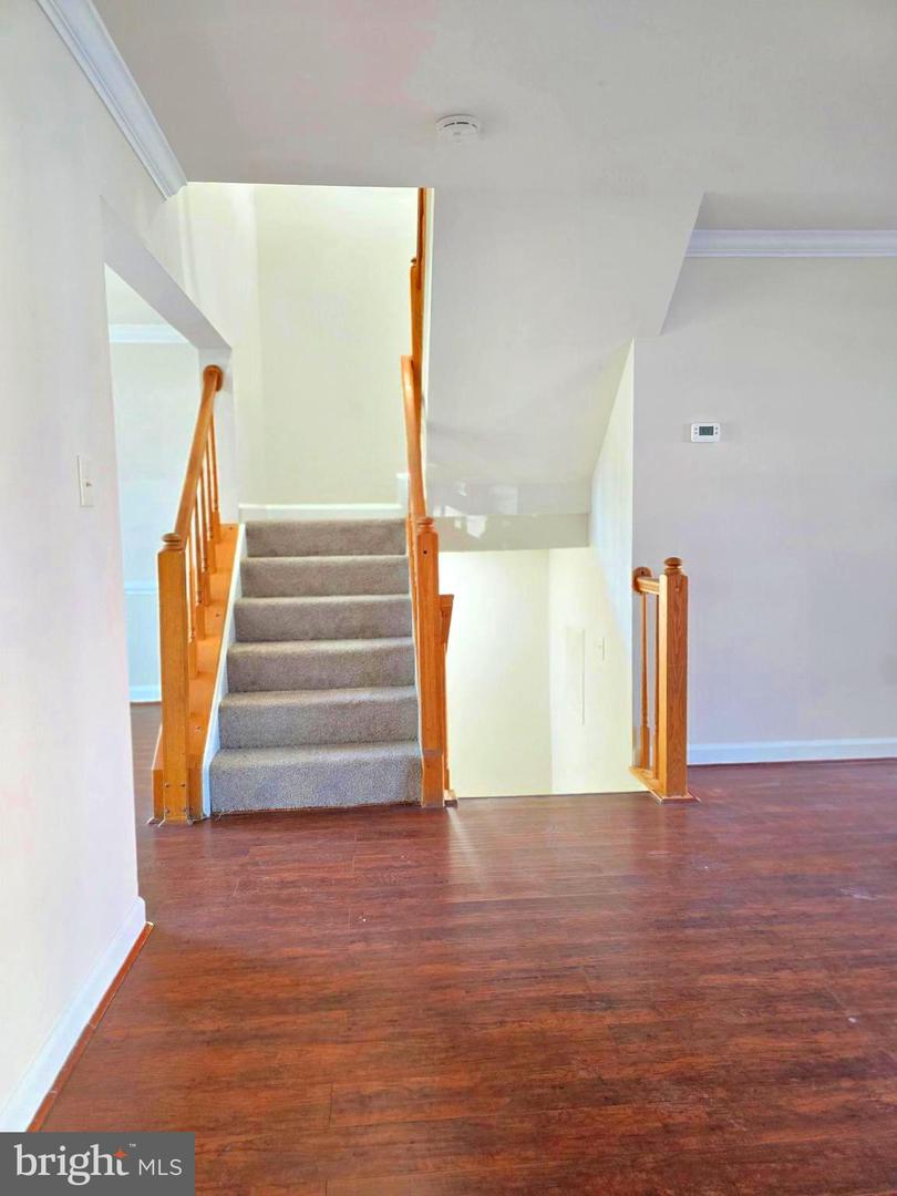 15546 TRAVAILER CT, WOODBRIDGE, Virginia 22193, 4 Bedrooms Bedrooms, 7 Rooms Rooms,2 BathroomsBathrooms,Residential,For sale,15546 TRAVAILER CT,VAPW2103854 MLS # VAPW2103854