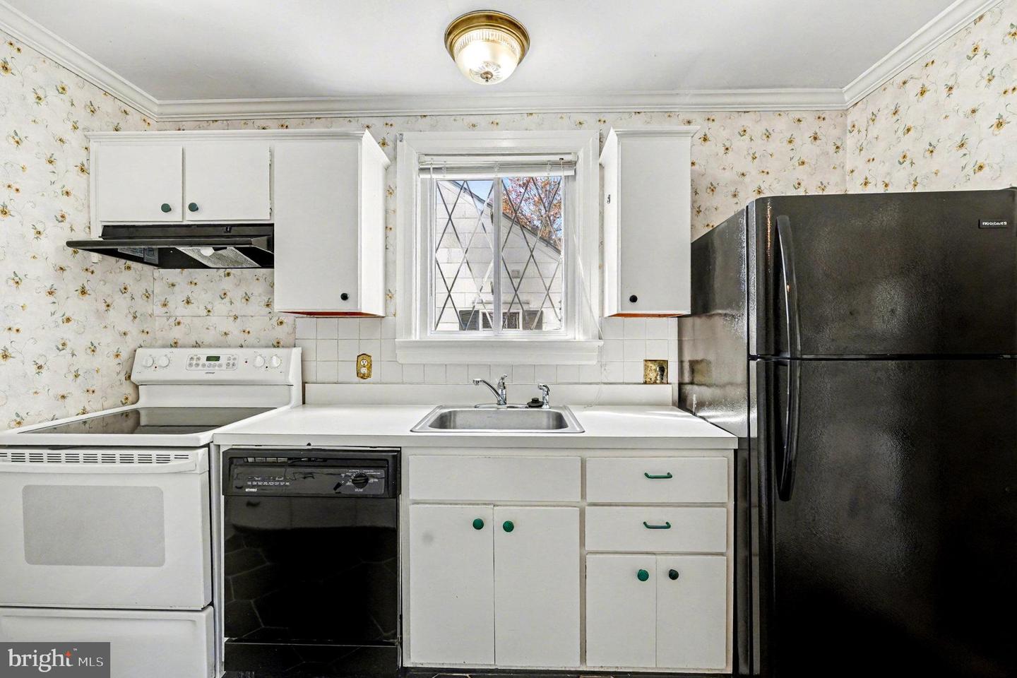 1321 PARCELL ST, FREDERICKSBURG, Virginia 22401, 4 Bedrooms Bedrooms, ,2 BathroomsBathrooms,Residential,For sale,1321 PARCELL ST,VAFB2009026 MLS # VAFB2009026