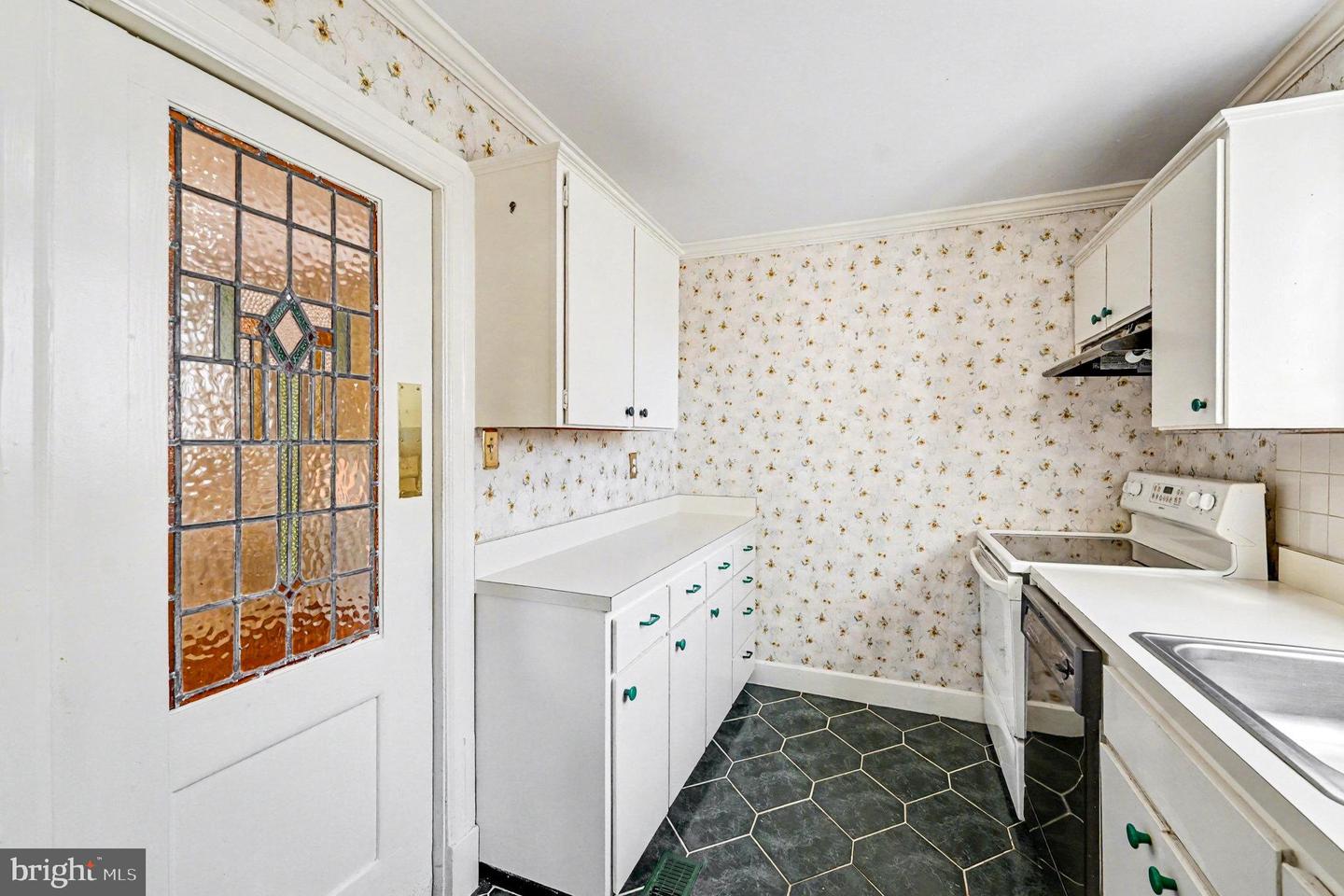 1321 PARCELL ST, FREDERICKSBURG, Virginia 22401, 4 Bedrooms Bedrooms, ,2 BathroomsBathrooms,Residential,For sale,1321 PARCELL ST,VAFB2009026 MLS # VAFB2009026