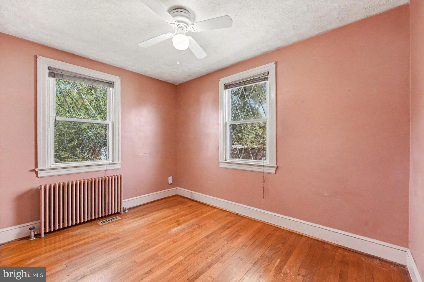 1321 PARCELL ST, FREDERICKSBURG, Virginia 22401, 4 Bedrooms Bedrooms, ,2 BathroomsBathrooms,Residential,For sale,1321 PARCELL ST,VAFB2009026 MLS # VAFB2009026