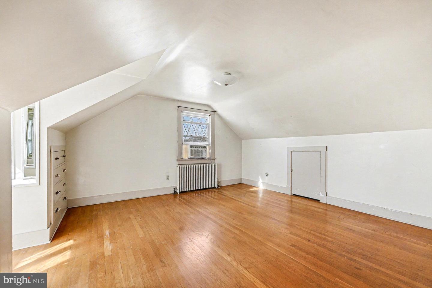 1321 PARCELL ST, FREDERICKSBURG, Virginia 22401, 4 Bedrooms Bedrooms, ,2 BathroomsBathrooms,Residential,For sale,1321 PARCELL ST,VAFB2009026 MLS # VAFB2009026