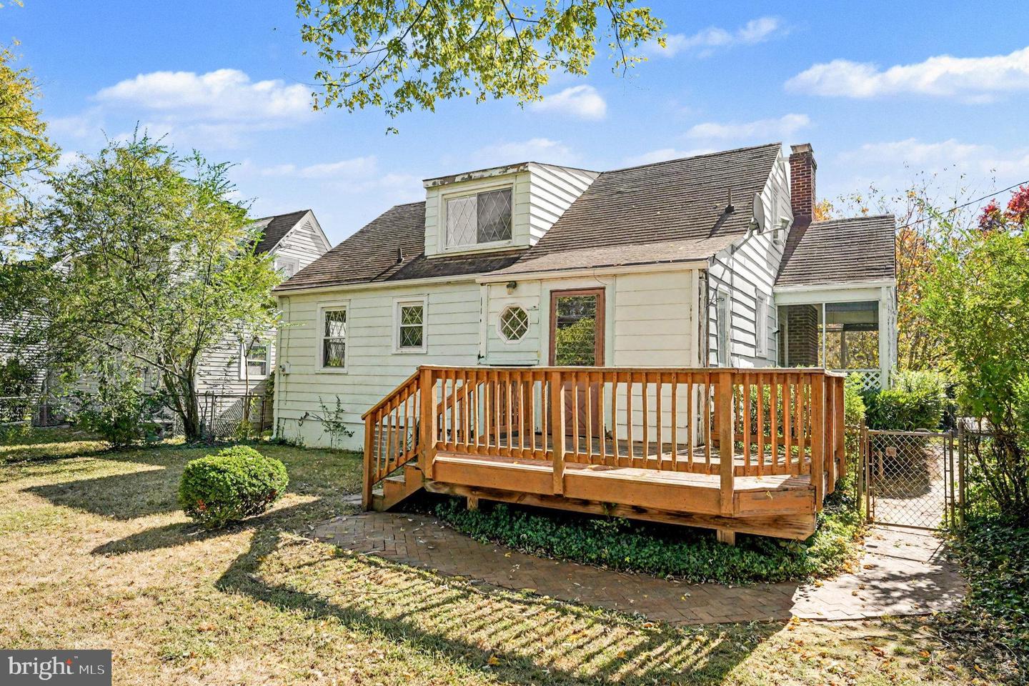 1321 PARCELL ST, FREDERICKSBURG, Virginia 22401, 4 Bedrooms Bedrooms, ,2 BathroomsBathrooms,Residential,For sale,1321 PARCELL ST,VAFB2009026 MLS # VAFB2009026