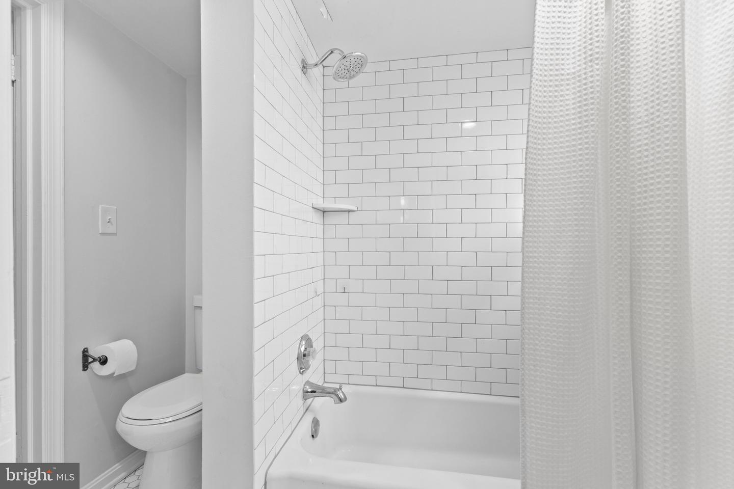 334 N PATRICK ST, ALEXANDRIA, Virginia 22314, 3 Bedrooms Bedrooms, ,2 BathroomsBathrooms,Residential,For sale,334 N PATRICK ST,VAAX2050436 MLS # VAAX2050436