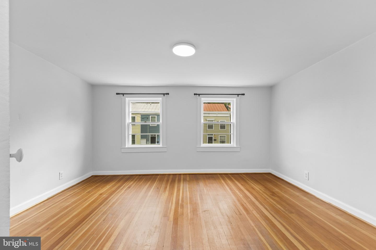 334 N PATRICK ST, ALEXANDRIA, Virginia 22314, 3 Bedrooms Bedrooms, ,2 BathroomsBathrooms,Residential,For sale,334 N PATRICK ST,VAAX2050436 MLS # VAAX2050436