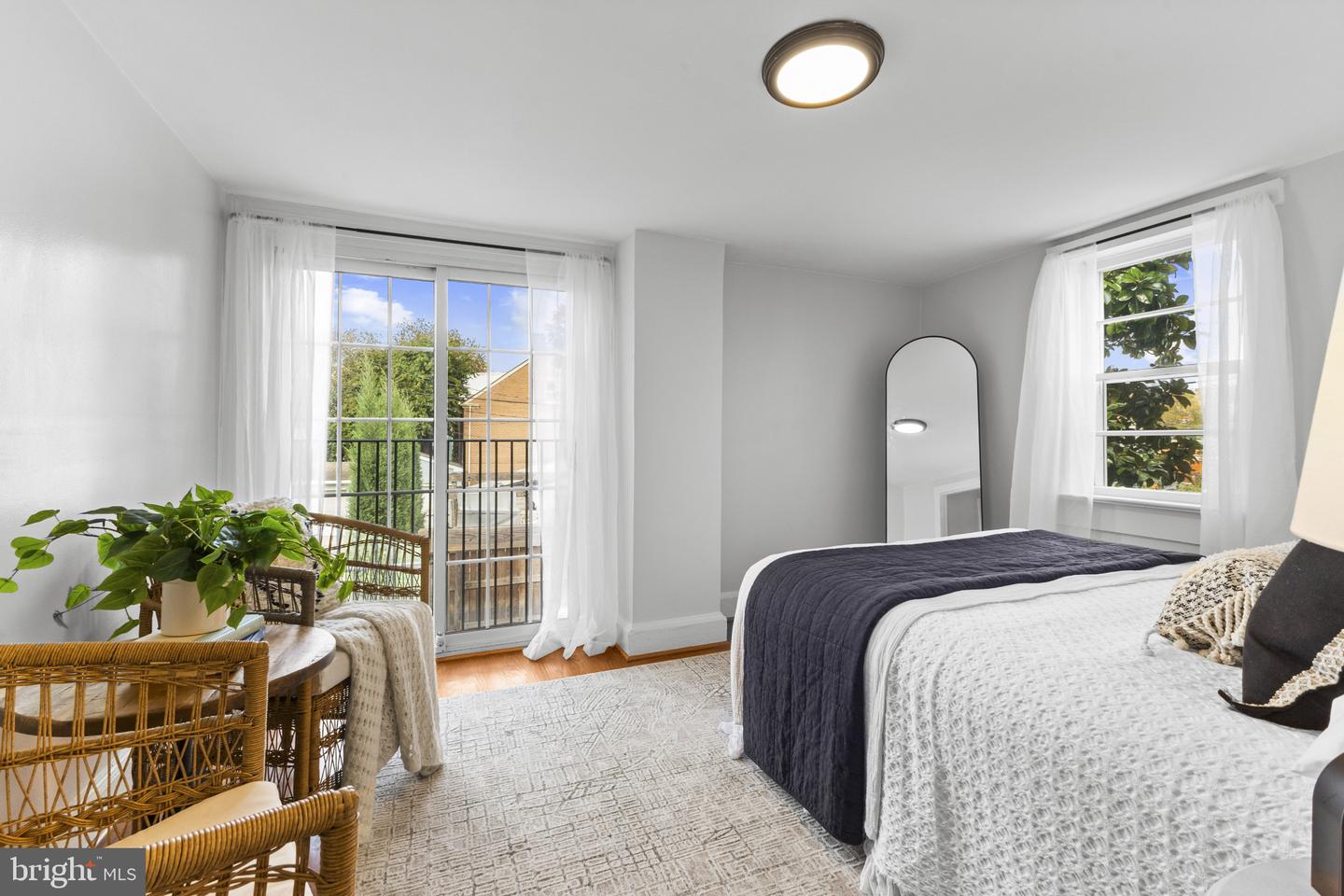 334 N PATRICK ST, ALEXANDRIA, Virginia 22314, 3 Bedrooms Bedrooms, ,2 BathroomsBathrooms,Residential,For sale,334 N PATRICK ST,VAAX2050436 MLS # VAAX2050436