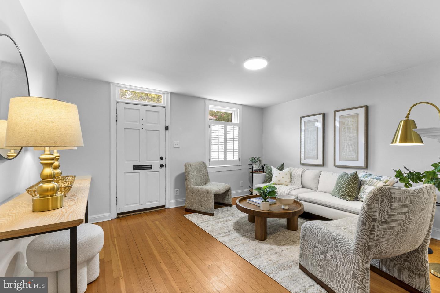 334 N PATRICK ST, ALEXANDRIA, Virginia 22314, 3 Bedrooms Bedrooms, ,2 BathroomsBathrooms,Residential,For sale,334 N PATRICK ST,VAAX2050436 MLS # VAAX2050436