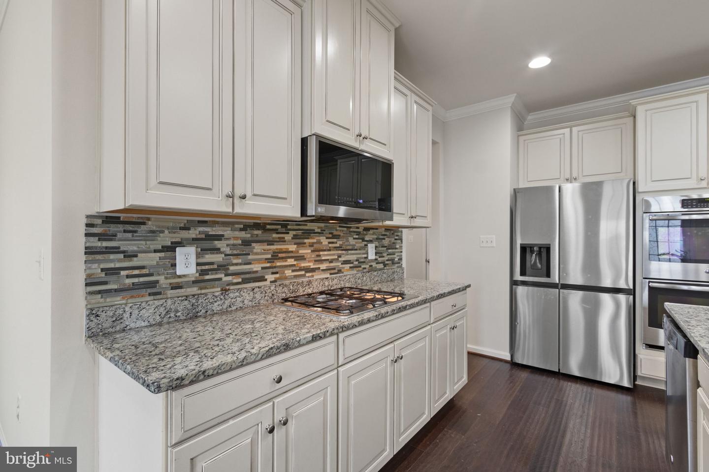 5800 SPRUCE VALLEY DR, FREDERICKSBURG, Virginia 22407, 5 Bedrooms Bedrooms, ,4 BathroomsBathrooms,Residential,For sale,5800 SPRUCE VALLEY DR,VASP2036760 MLS # VASP2036760