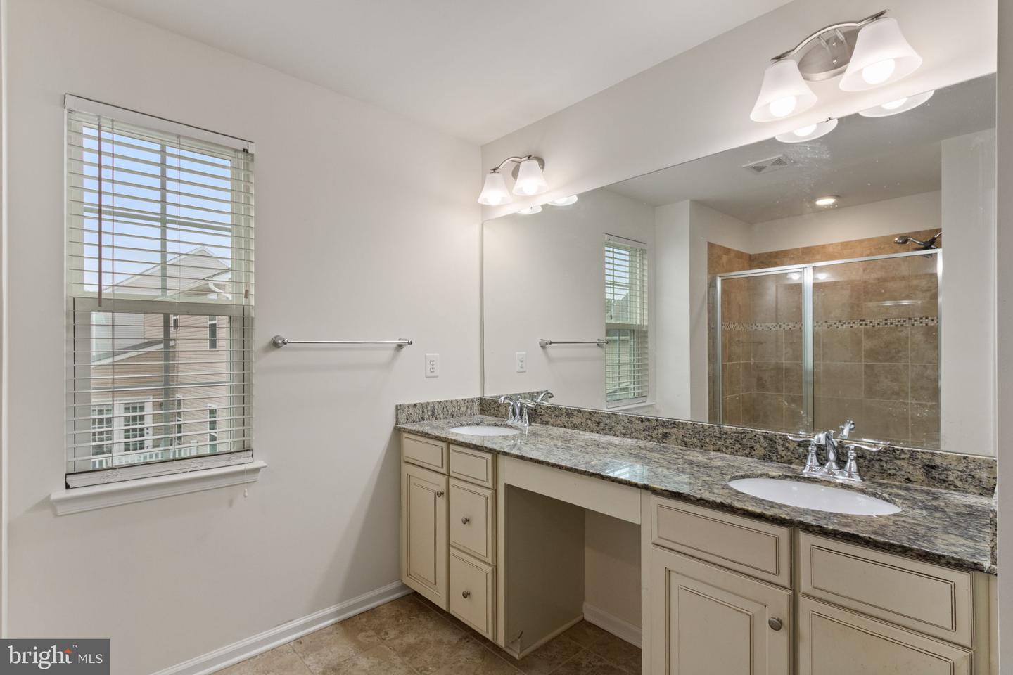 5800 SPRUCE VALLEY DR, FREDERICKSBURG, Virginia 22407, 5 Bedrooms Bedrooms, ,4 BathroomsBathrooms,Residential,For sale,5800 SPRUCE VALLEY DR,VASP2036760 MLS # VASP2036760
