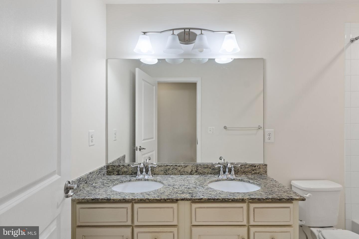 5800 SPRUCE VALLEY DR, FREDERICKSBURG, Virginia 22407, 5 Bedrooms Bedrooms, ,4 BathroomsBathrooms,Residential,For sale,5800 SPRUCE VALLEY DR,VASP2036760 MLS # VASP2036760