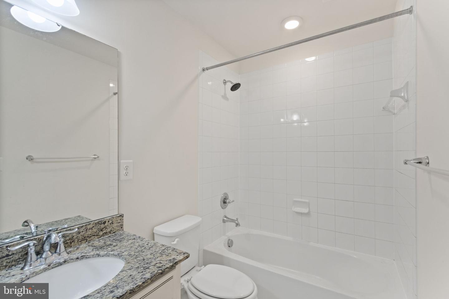 5800 SPRUCE VALLEY DR, FREDERICKSBURG, Virginia 22407, 5 Bedrooms Bedrooms, ,4 BathroomsBathrooms,Residential,For sale,5800 SPRUCE VALLEY DR,VASP2036760 MLS # VASP2036760