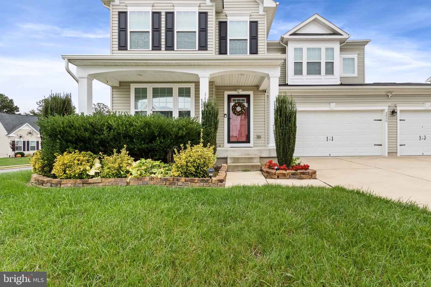 5800 SPRUCE VALLEY DR, FREDERICKSBURG, Virginia 22407, 5 Bedrooms Bedrooms, ,4 BathroomsBathrooms,Residential,For sale,5800 SPRUCE VALLEY DR,VASP2036760 MLS # VASP2036760