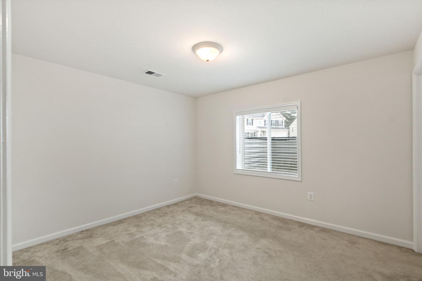 5800 SPRUCE VALLEY DR, FREDERICKSBURG, Virginia 22407, 5 Bedrooms Bedrooms, ,4 BathroomsBathrooms,Residential,For sale,5800 SPRUCE VALLEY DR,VASP2036760 MLS # VASP2036760