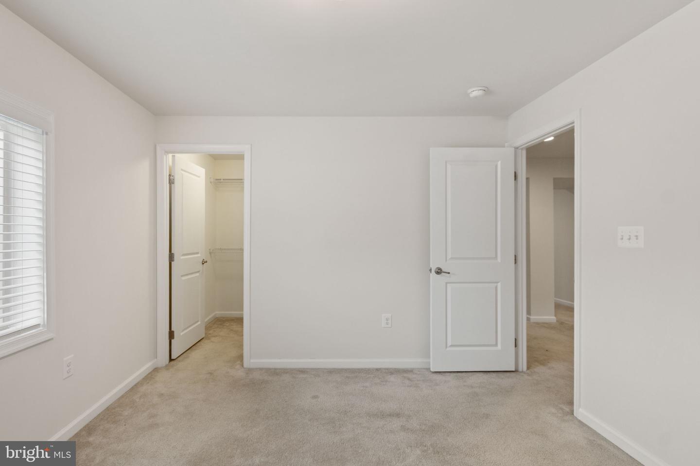 5800 SPRUCE VALLEY DR, FREDERICKSBURG, Virginia 22407, 5 Bedrooms Bedrooms, ,4 BathroomsBathrooms,Residential,For sale,5800 SPRUCE VALLEY DR,VASP2036760 MLS # VASP2036760