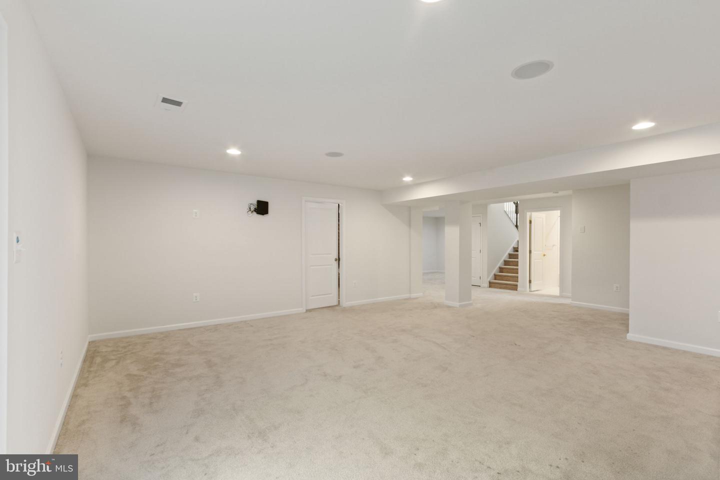 5800 SPRUCE VALLEY DR, FREDERICKSBURG, Virginia 22407, 5 Bedrooms Bedrooms, ,4 BathroomsBathrooms,Residential,For sale,5800 SPRUCE VALLEY DR,VASP2036760 MLS # VASP2036760