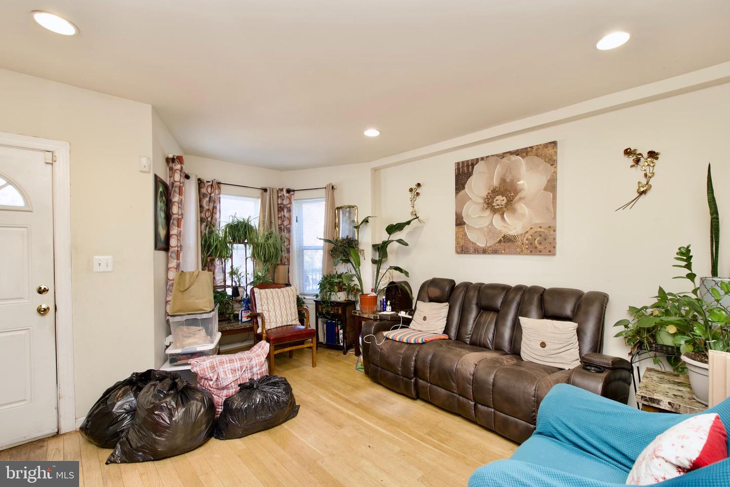 815 4TH ST NE, WASHINGTON, District Of Columbia 20002, 4 Bedrooms Bedrooms, 7 Rooms Rooms,2 BathroomsBathrooms,Residential,For sale,815 4TH ST NE,DCDC2225888 MLS # DCDC2225888 815 4TH ST NE, WASHINGTON, District Of Columbia 20002, 4 Bedrooms Bedrooms, 7 Rooms Rooms,2 BathroomsBathrooms,Residential,For sale,815 4TH ST NE,DCDC2225888 MLS # DCDC2225888