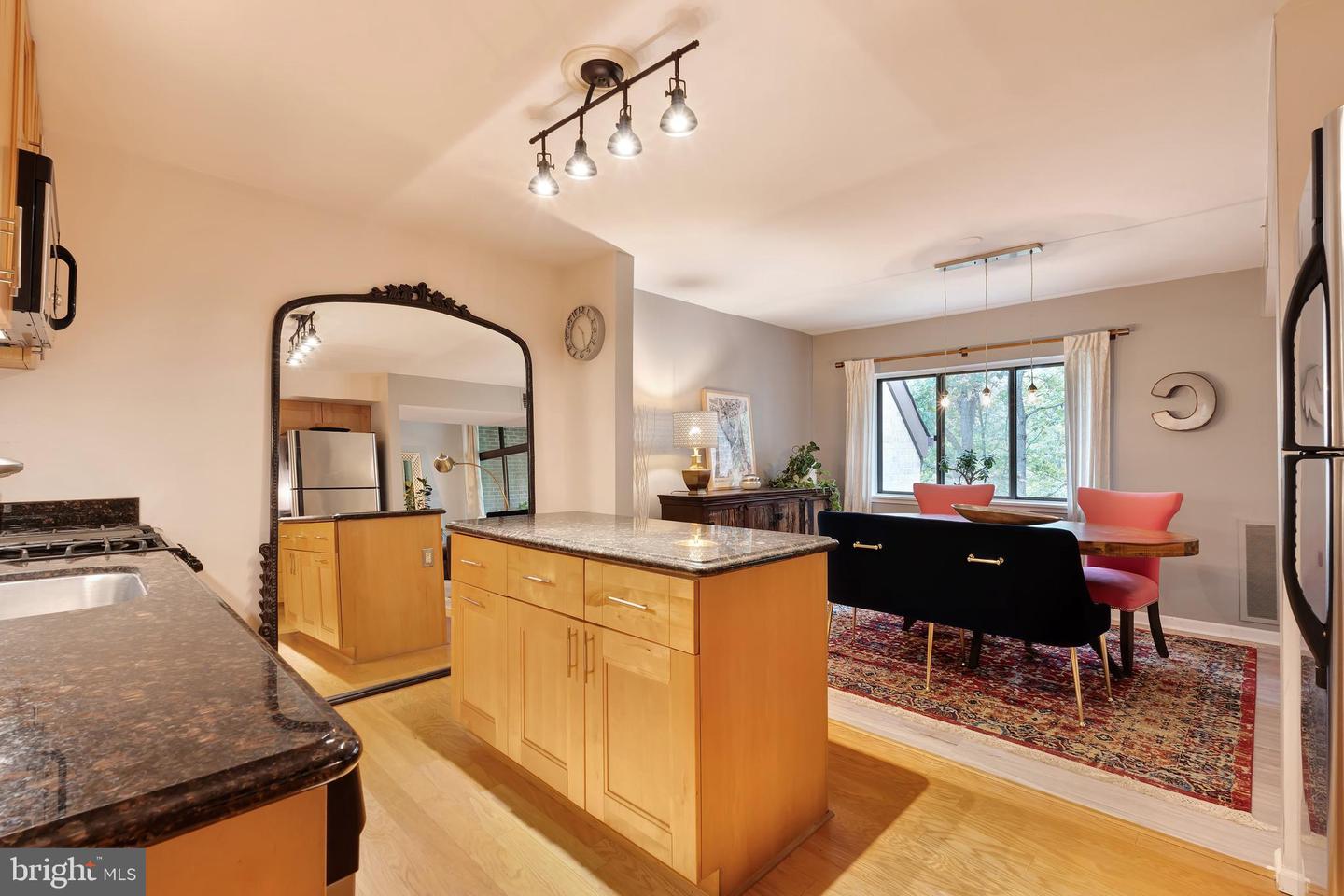 1670 PARKCREST CIR #3B/300, RESTON, Virginia 20190, 2 Bedrooms Bedrooms, ,1 BathroomBathrooms,Residential,For sale,1670 PARKCREST CIR #3B/300,VAFX2273156 MLS # VAFX2273156