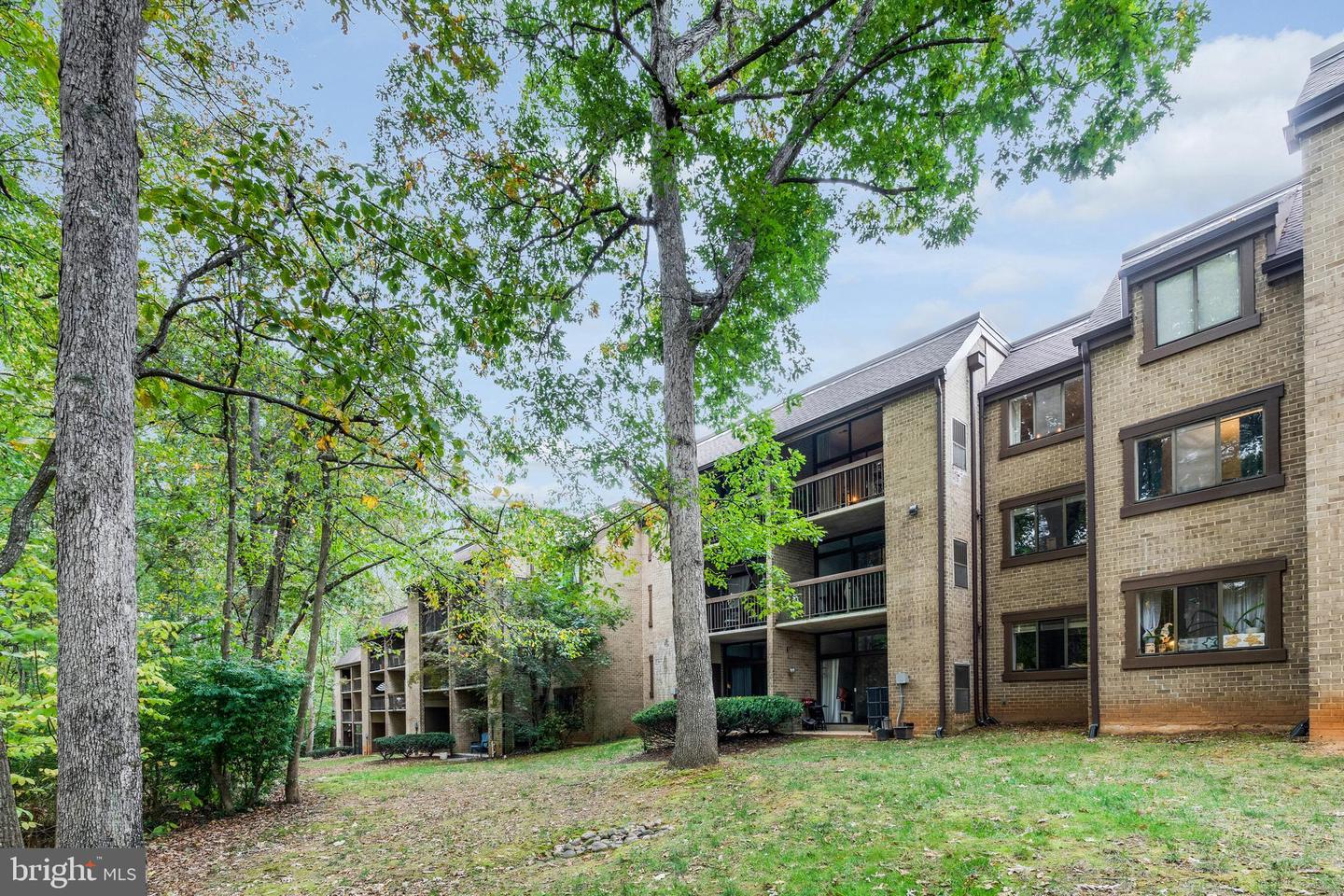 1670 PARKCREST CIR #3B/300, RESTON, Virginia 20190, 2 Bedrooms Bedrooms, ,1 BathroomBathrooms,Residential,For sale,1670 PARKCREST CIR #3B/300,VAFX2273156 MLS # VAFX2273156