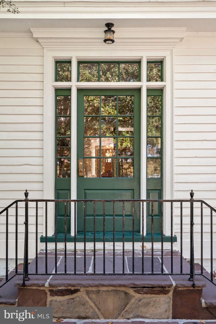 4561 WESTON RD, WARRENTON, Virginia 20187, 6 Bedrooms Bedrooms, 10 Rooms Rooms,4 BathroomsBathrooms,Residential,For sale,4561 WESTON RD,VAFQ2019314 MLS # VAFQ2019314