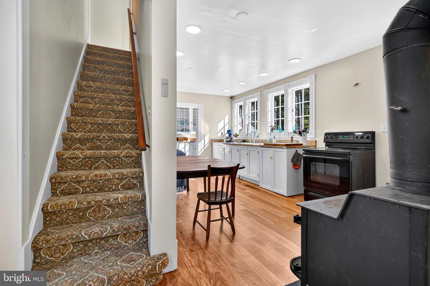 4561 WESTON RD, WARRENTON, Virginia 20187, 6 Bedrooms Bedrooms, 10 Rooms Rooms,4 BathroomsBathrooms,Residential,For sale,4561 WESTON RD,VAFQ2019314 MLS # VAFQ2019314