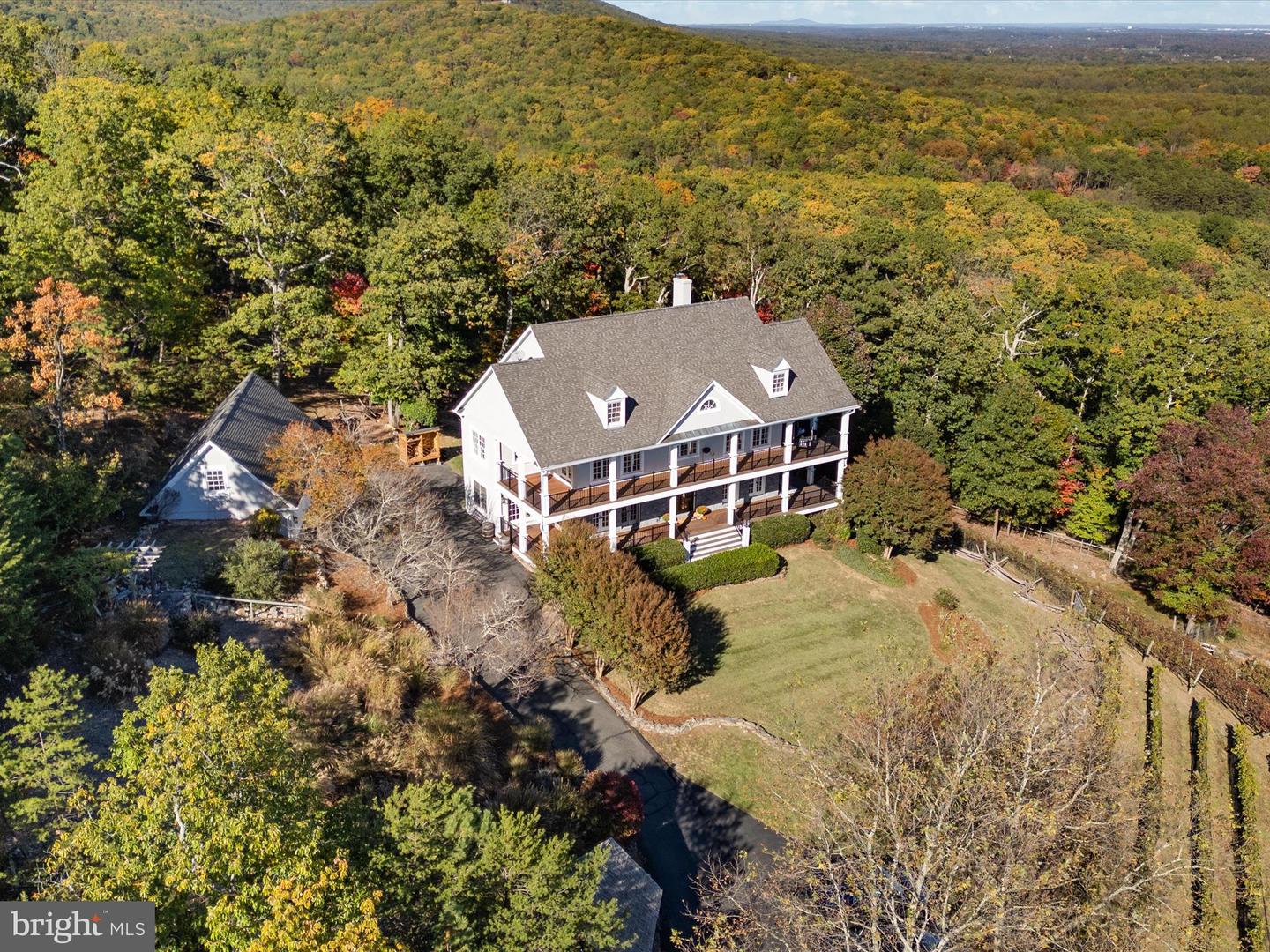 16994 STORMY DR, HAYMARKET, Virginia 20169, 5 Bedrooms Bedrooms, ,4 BathroomsBathrooms,Residential,For sale,16994 STORMY DR,VAPW2105598 MLS # VAPW2105598