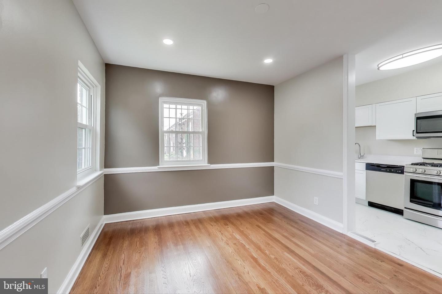 1700 FORT DAVIS ST SE, WASHINGTON, District Of Columbia 20020, 4 Bedrooms Bedrooms, ,2 BathroomsBathrooms,Residential,For sale,1700 FORT DAVIS ST SE,DCDC2225230 MLS # DCDC2225230