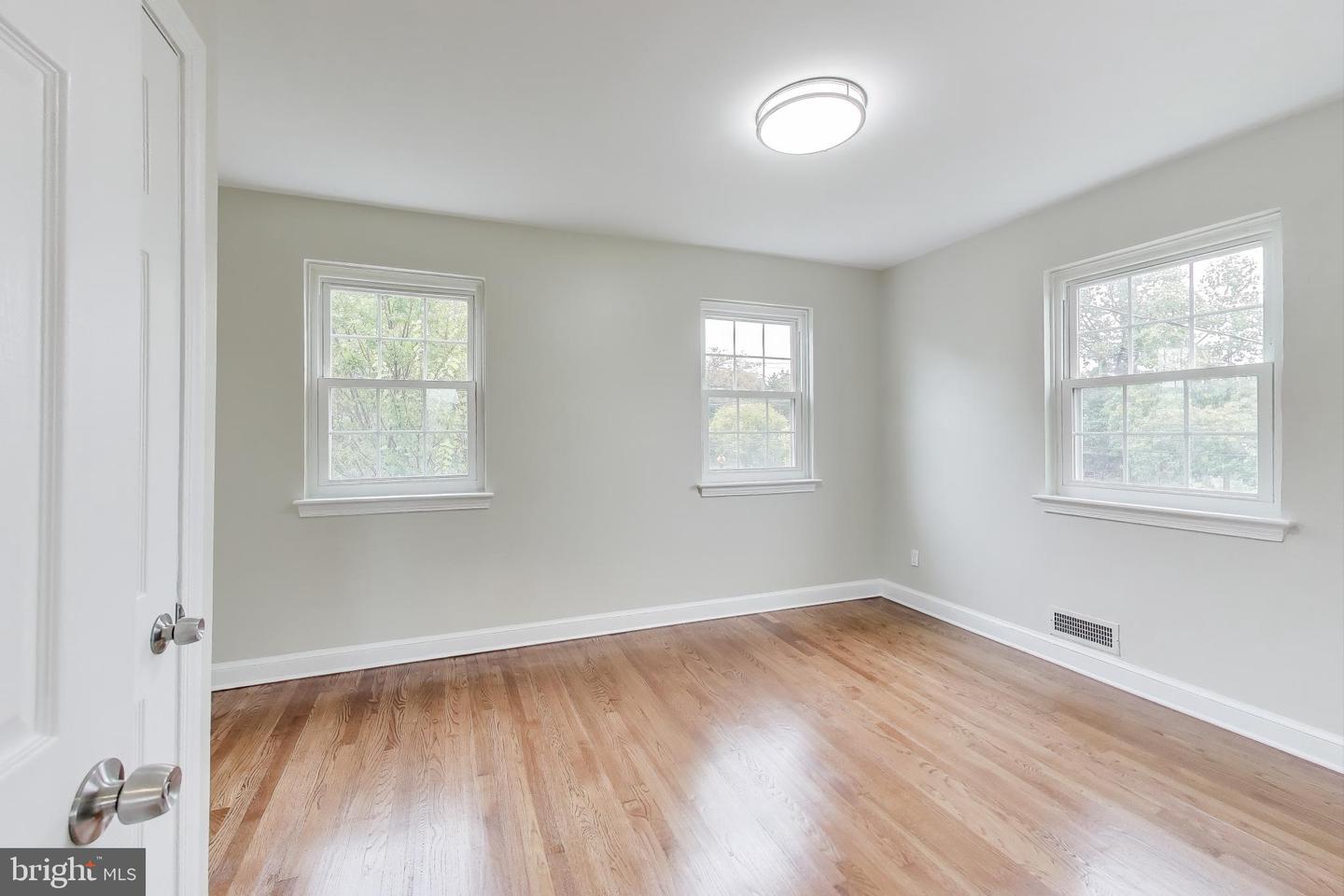 1700 FORT DAVIS ST SE, WASHINGTON, District Of Columbia 20020, 4 Bedrooms Bedrooms, ,2 BathroomsBathrooms,Residential,For sale,1700 FORT DAVIS ST SE,DCDC2225230 MLS # DCDC2225230