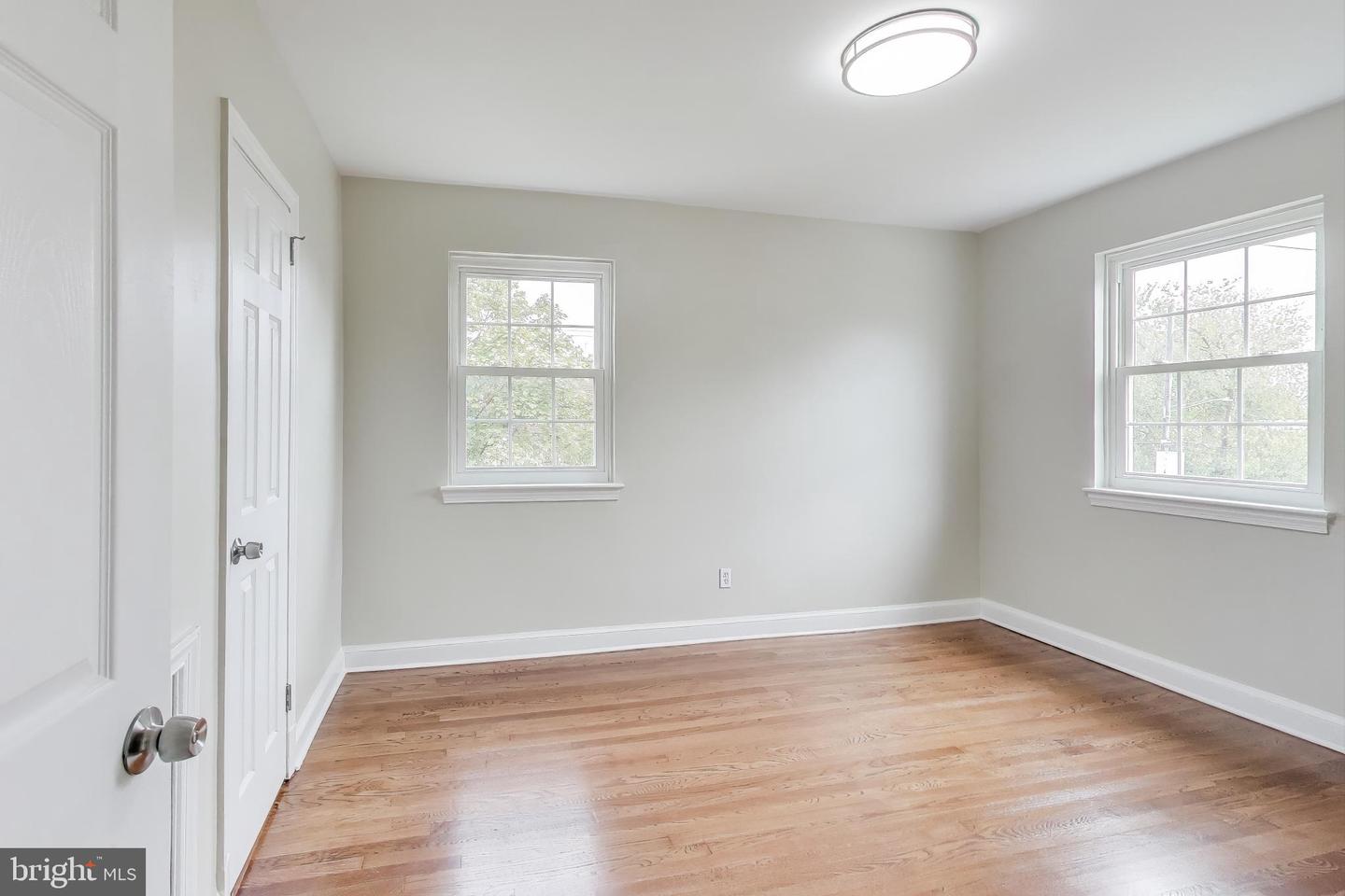 1700 FORT DAVIS ST SE, WASHINGTON, District Of Columbia 20020, 4 Bedrooms Bedrooms, ,2 BathroomsBathrooms,Residential,For sale,1700 FORT DAVIS ST SE,DCDC2225230 MLS # DCDC2225230