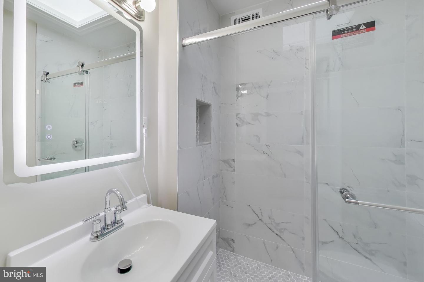 1700 FORT DAVIS ST SE, WASHINGTON, District Of Columbia 20020, 4 Bedrooms Bedrooms, ,2 BathroomsBathrooms,Residential,For sale,1700 FORT DAVIS ST SE,DCDC2225230 MLS # DCDC2225230