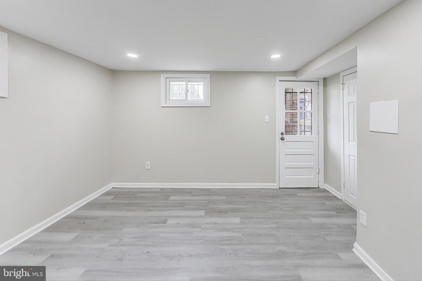 1700 FORT DAVIS ST SE, WASHINGTON, District Of Columbia 20020, 4 Bedrooms Bedrooms, ,2 BathroomsBathrooms,Residential,For sale,1700 FORT DAVIS ST SE,DCDC2225230 MLS # DCDC2225230