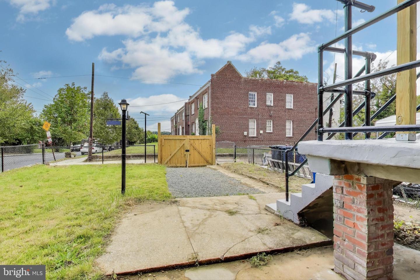 1700 FORT DAVIS ST SE, WASHINGTON, District Of Columbia 20020, 4 Bedrooms Bedrooms, ,2 BathroomsBathrooms,Residential,For sale,1700 FORT DAVIS ST SE,DCDC2225230 MLS # DCDC2225230