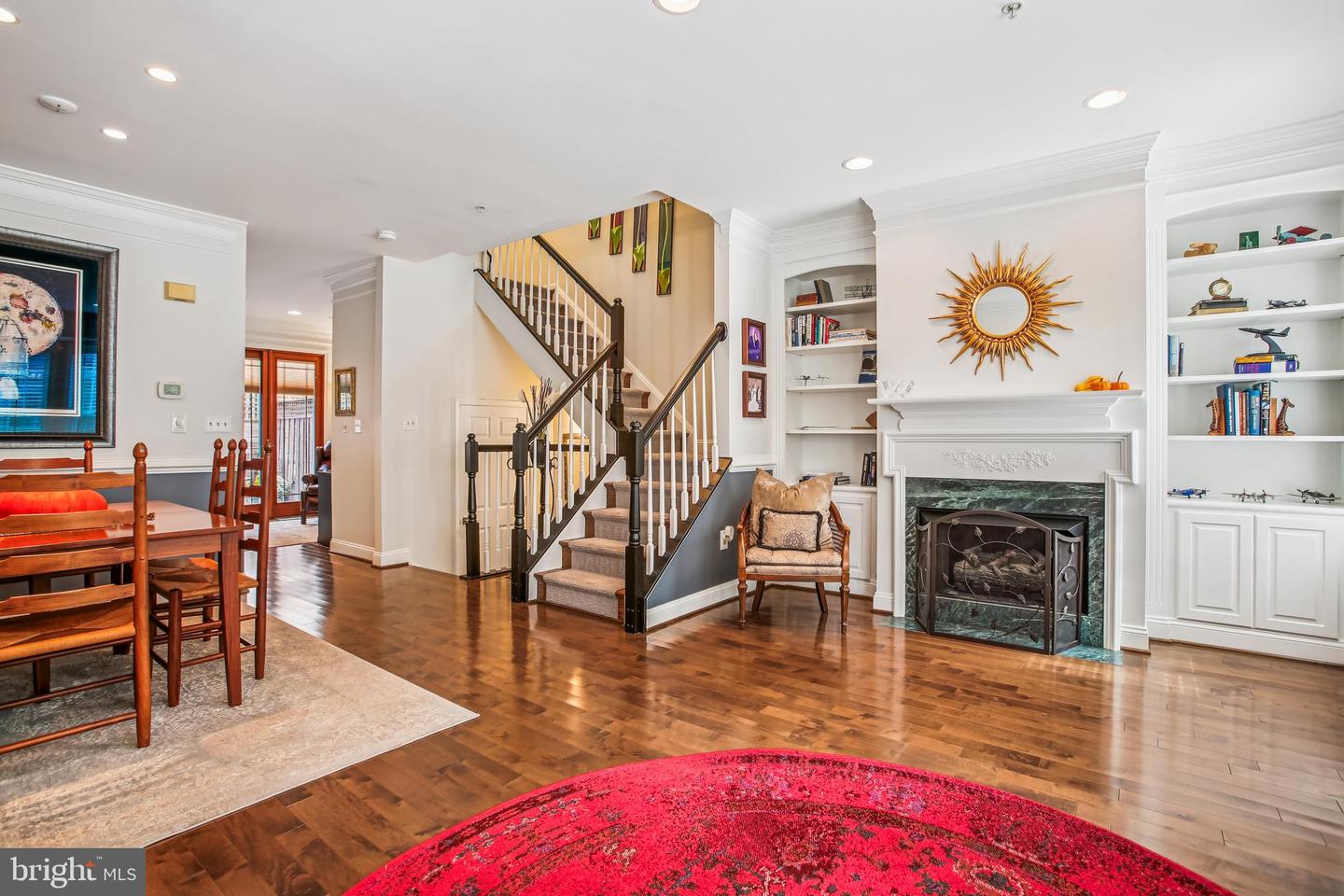 313 HEARTHSTONE MEWS, ALEXANDRIA, Virginia 22314, 3 Bedrooms Bedrooms, ,3 BathroomsBathrooms,Residential,For sale,313 HEARTHSTONE MEWS,VAAX2050646 MLS # VAAX2050646