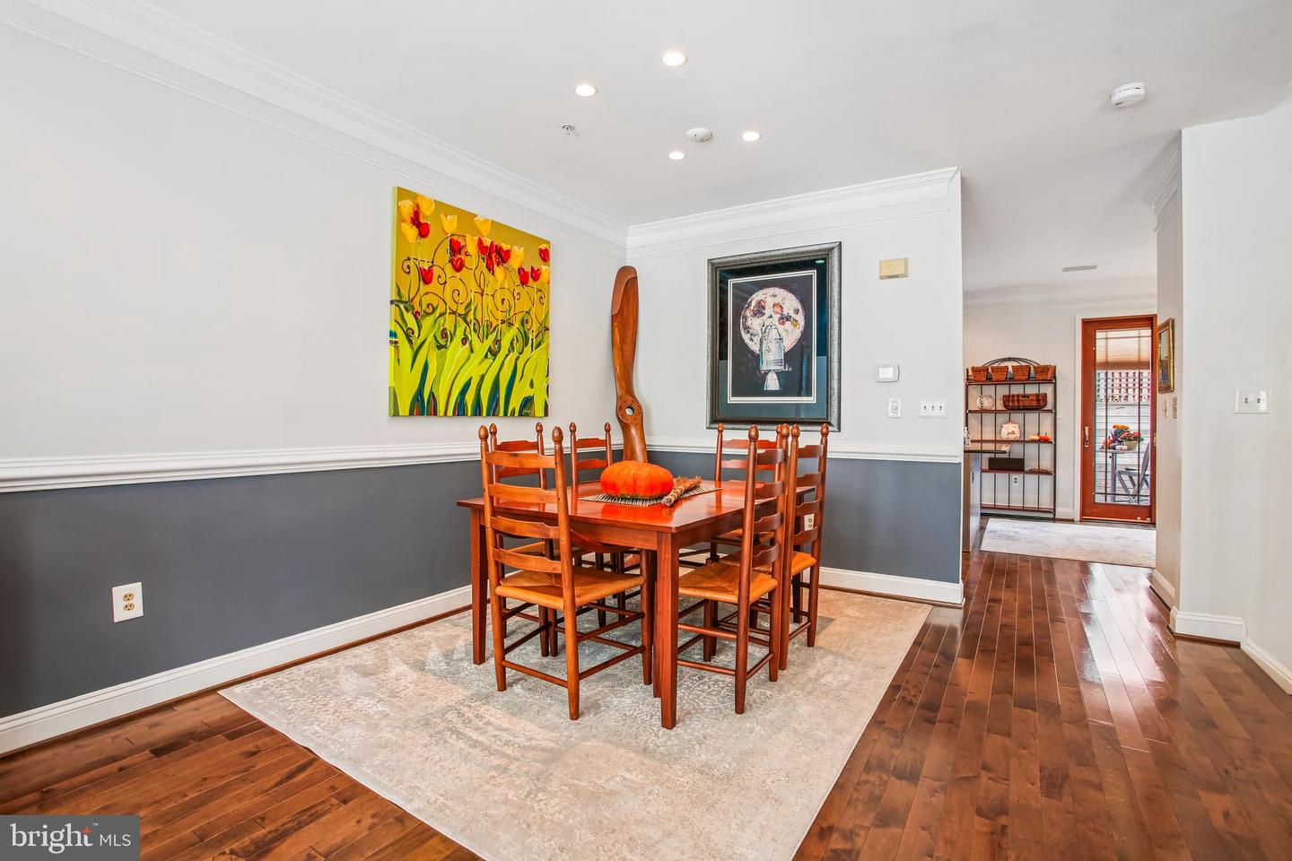 313 HEARTHSTONE MEWS, ALEXANDRIA, Virginia 22314, 3 Bedrooms Bedrooms, ,3 BathroomsBathrooms,Residential,For sale,313 HEARTHSTONE MEWS,VAAX2050646 MLS # VAAX2050646
